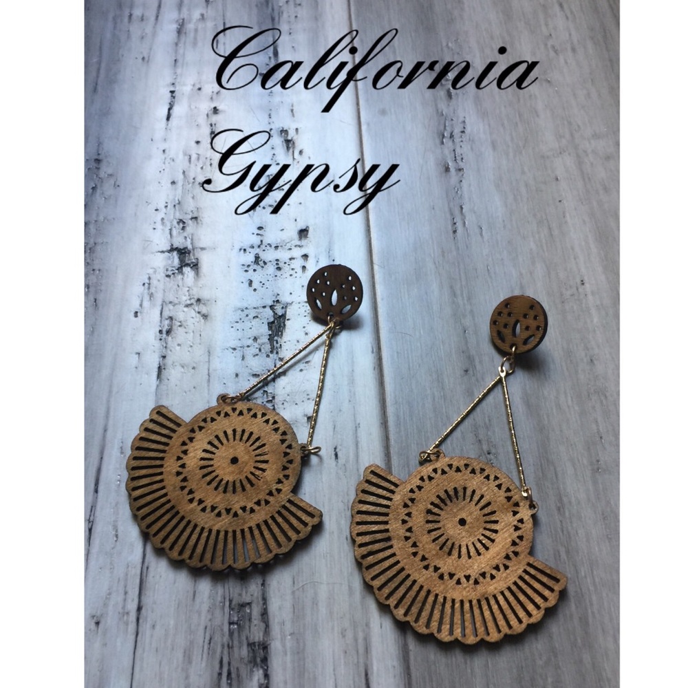 Hippie ethic boho festival wood statement earrings - Picture 3 of 4